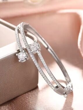 Elegant Silver Crystal Double-Row Cuff Bracelet new